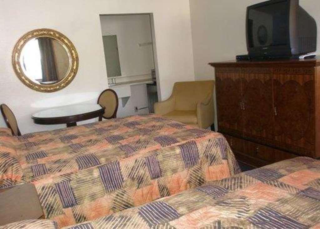 Beyond Stay Hotel Victorville Downtown Rum bild